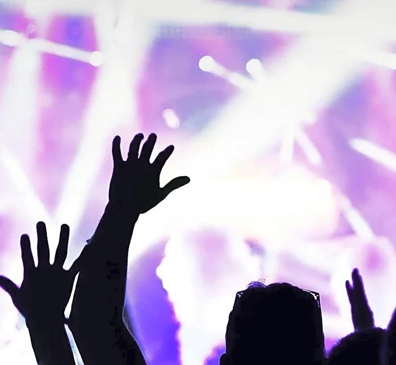 How To Choose Between Two Perfectly Timed Outside Lands Sets