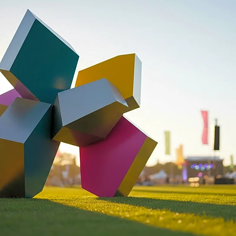 Why Your Outside Lands Group Chat Needs A Real Meeting Point