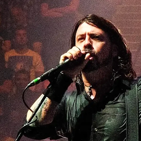 How Foo Fighters Build Festival Sets Around Familiar Peaks And Singalongs
