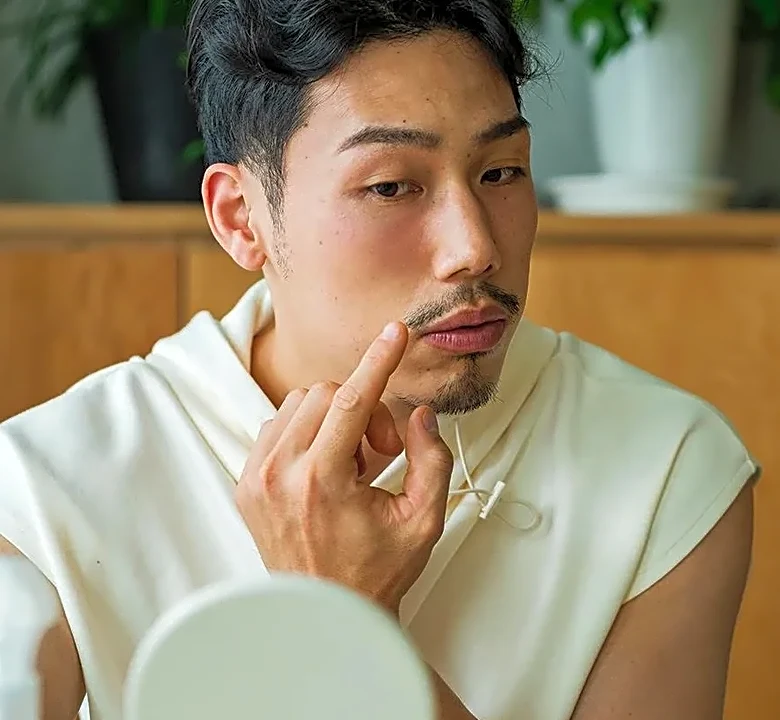 Why You Should Reset Your Barrier Routine Before Indoor Heating Dries Your Skin