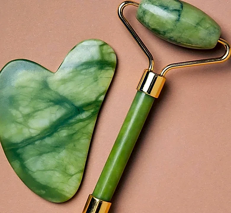 What Gua Sha Facials Look Like When Done Right