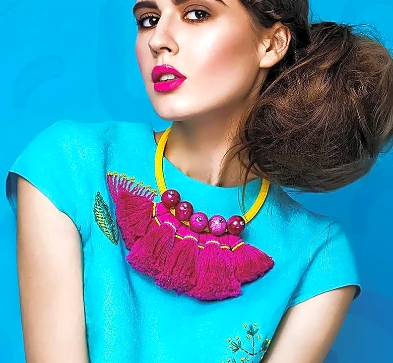 The Real Reason Hair and Makeup for Spring Casual Essentials Trip Up First-Time Shoppers