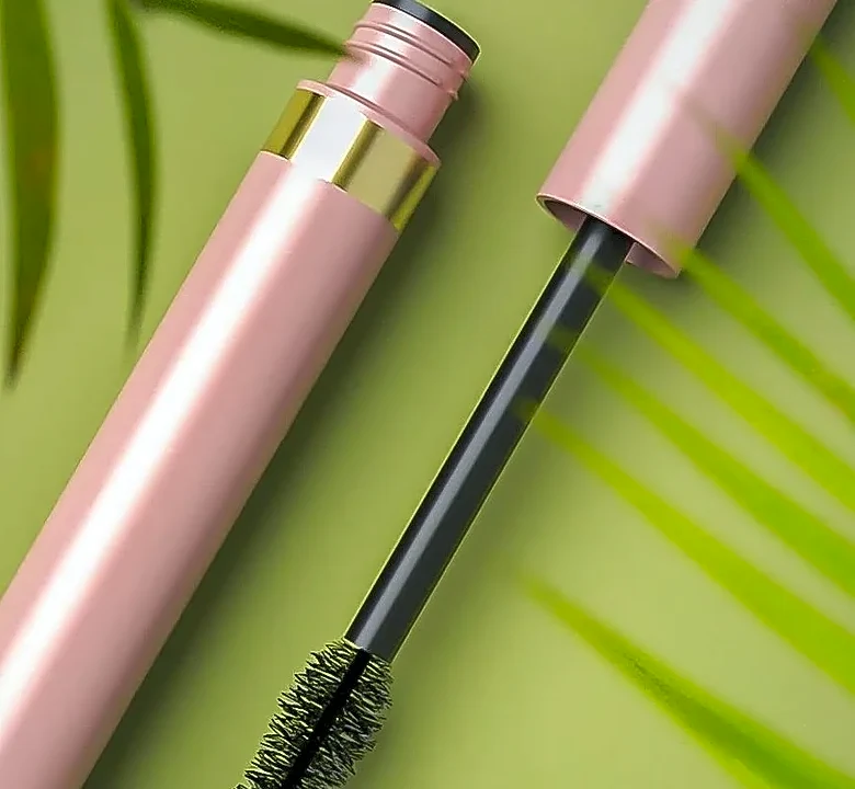 The Hidden Step Behind Professional-Looking Fiber Mascara vs. Tubing Mascara