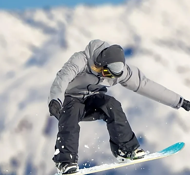 Why Outerwear for Snowboard Outfits Matters More Than the Fashion Press Suggests