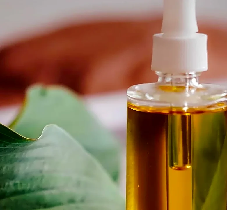 How Oil Cleansing Quietly Outlasts Every Beauty Trend