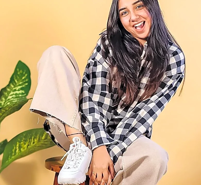 How to Style Corduroy Wide-Leg Pants and a Plaid Overshirt