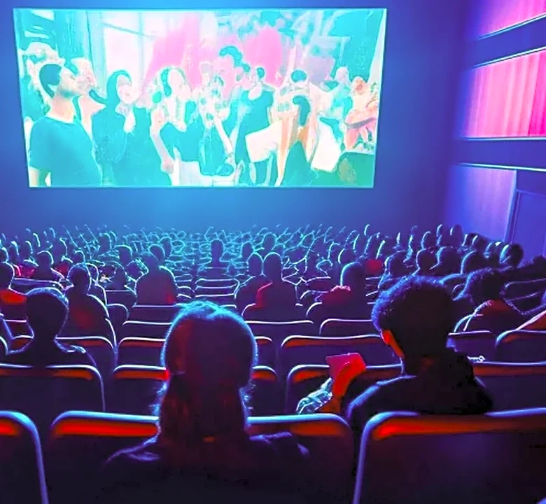 Why Watching A Summer Movie With A Crowd Can Make It Feel Bigger