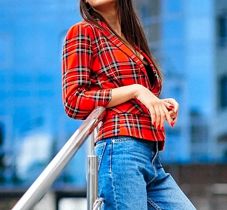 If You Love Mom Jeans, These 6 Brands Make It Best