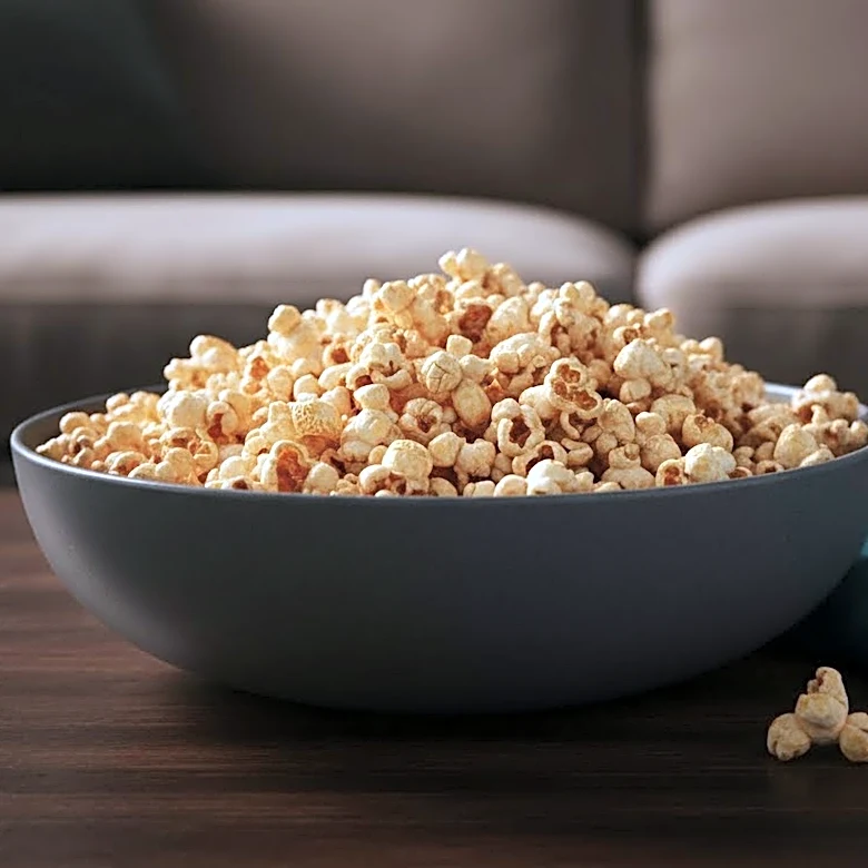 How To Recreate A Theater-Style Family Summer Movie Night at Home