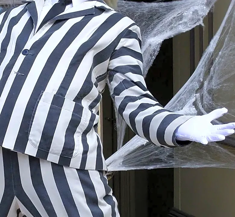Why Beetlejuice’s Final Shrunken-Head Gag Is Smarter Than It Looks