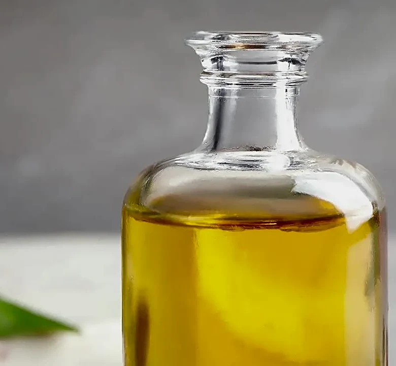 The Real Reason Dermatologists Disagree About Jojoba Oil in Skincare