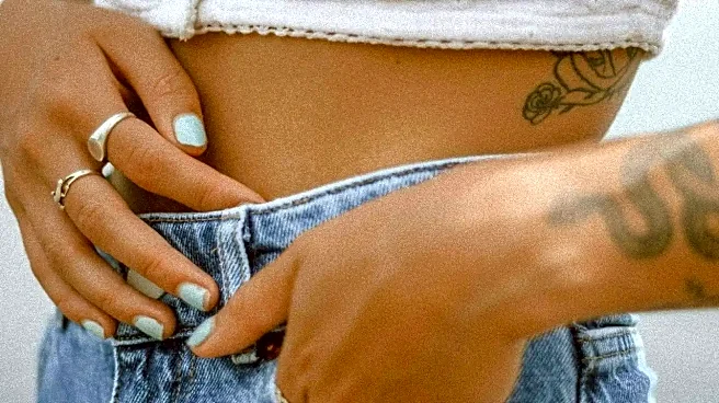 The 7 Outfits Built Around Cropped Jeans