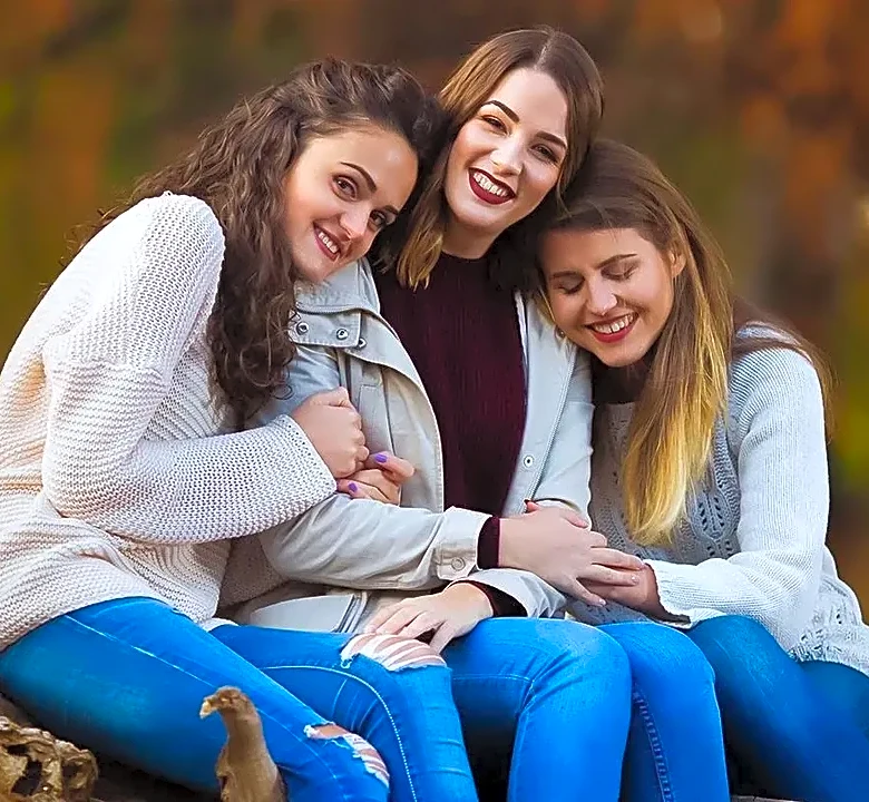 5 Chic Burgundy Corduroy Shirt Dress Outfits for Friendsgiving