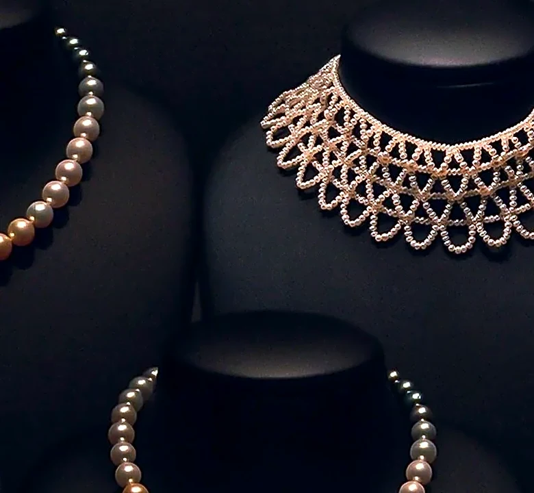 How Matinee Necklaces Quietly Outlast Trends