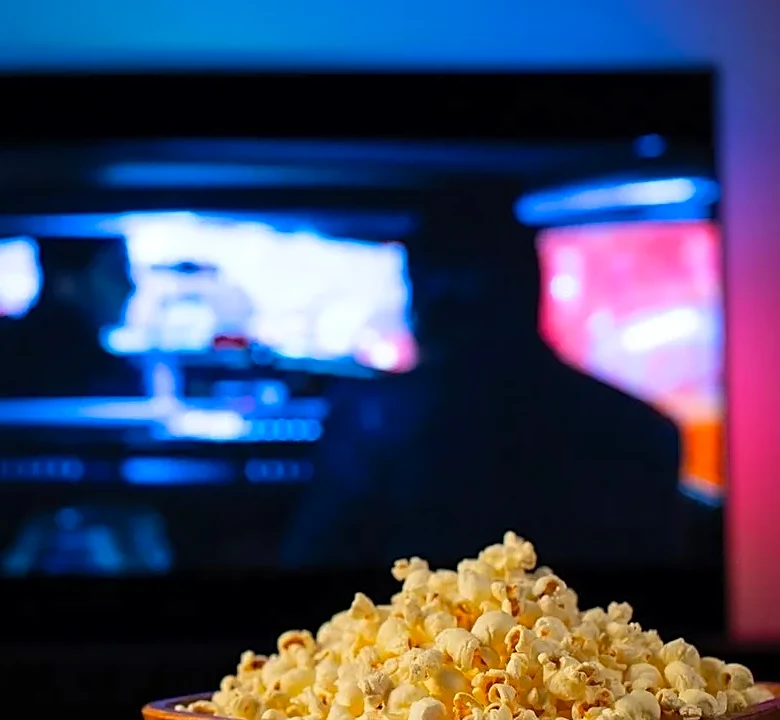 How To Throw A Low-Effort 2026 Cable TV Finale Night With Snacks, A Group Chat, And Zero Streaming Confusion