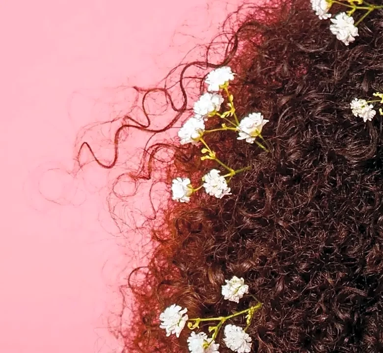 The Hidden Routine Behind Healthy Heatless Curls
