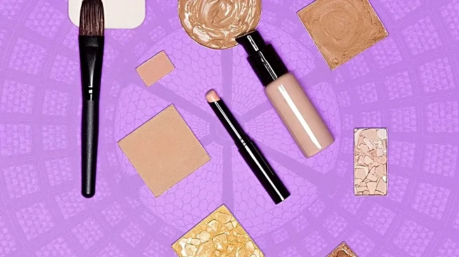 Why Cream vs. Powder Highlighter Looks Different on Pros vs. Beginners