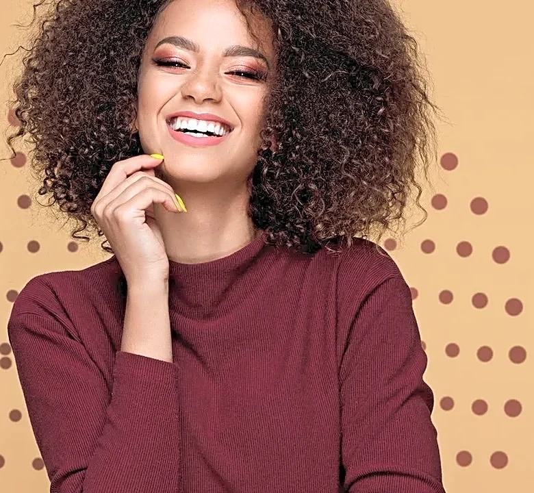 5 Chic Burgundy Funnel-Neck Sweater Outfits for Downtown Dinner Plans