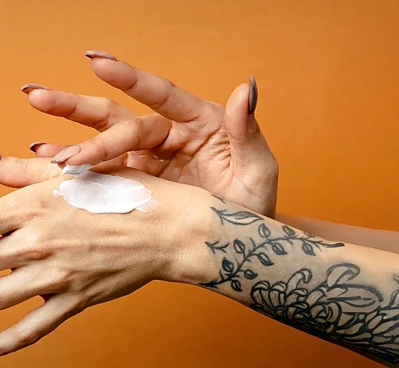 Why the Sandwich Method for Moisturizing Reshaped Modern Skincare
