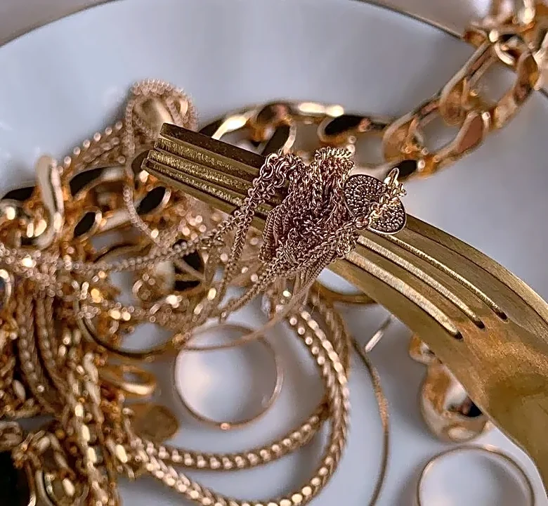 Why Most Buyers Misread Vermeil vs. Gold-Plated Jewelry