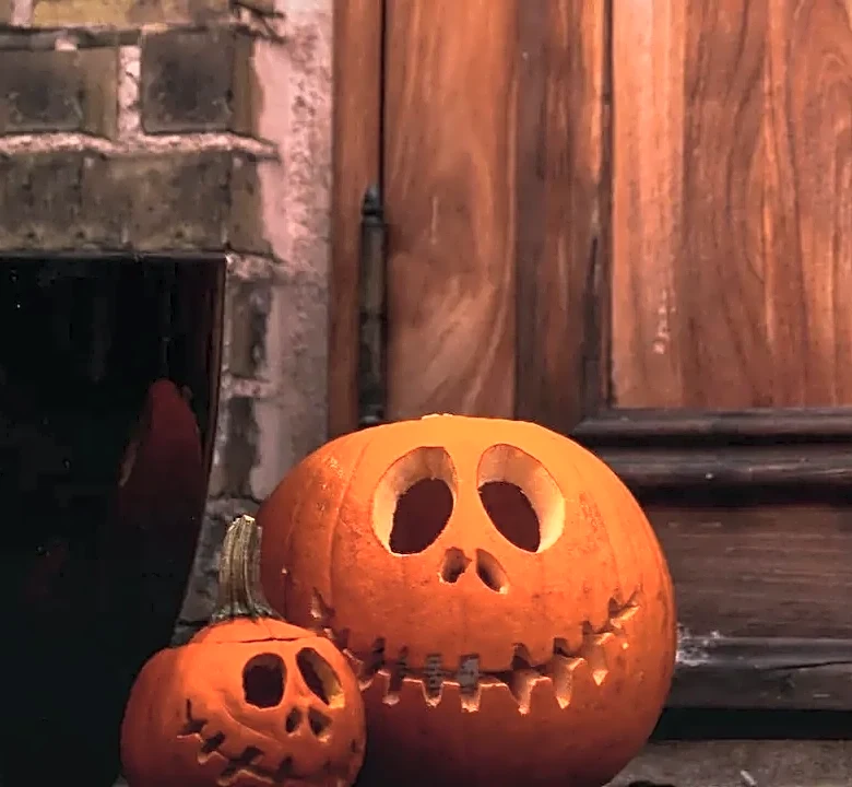 Halloween Horror Nights Storytelling Often Works Nonlinearly—And That Can Make Lore More Interesting
