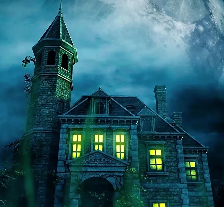 Why Halloween Horror Nights Houses Can Feel More Like Film Editing Than Roller Coasters