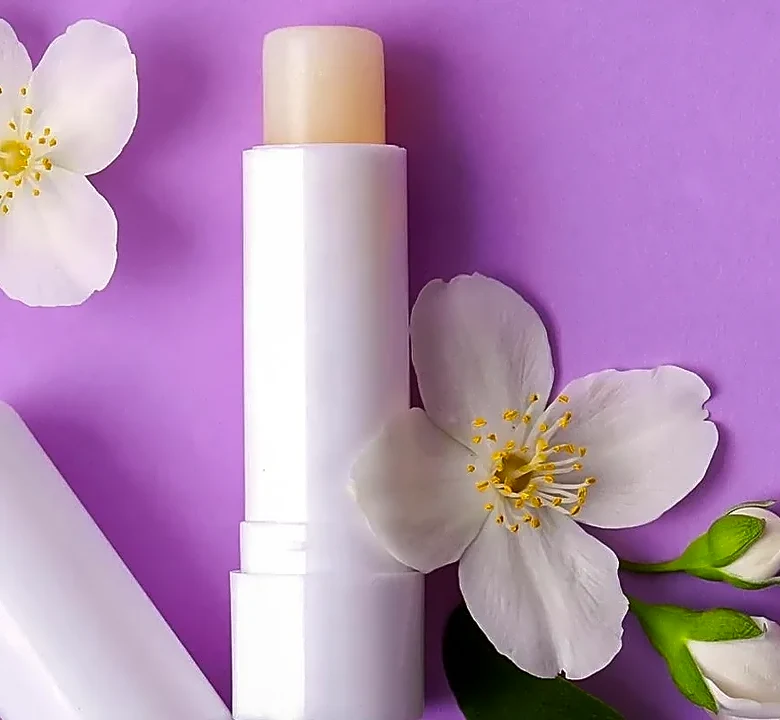 Why Wax-Heavy Bases Can Be a Practical Choice for SPF Lip Products