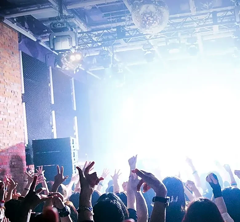 Why Halloween Horror Nights Sound Design Matters More Than Volume When a House Is Packed