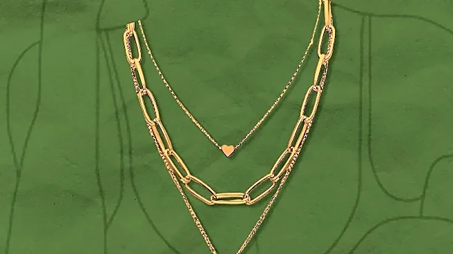 The 7 Outfits Built Around Layered Necklaces
