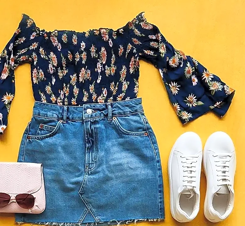 Why Most Shoppers Misread the Quality of the Mini Skirt