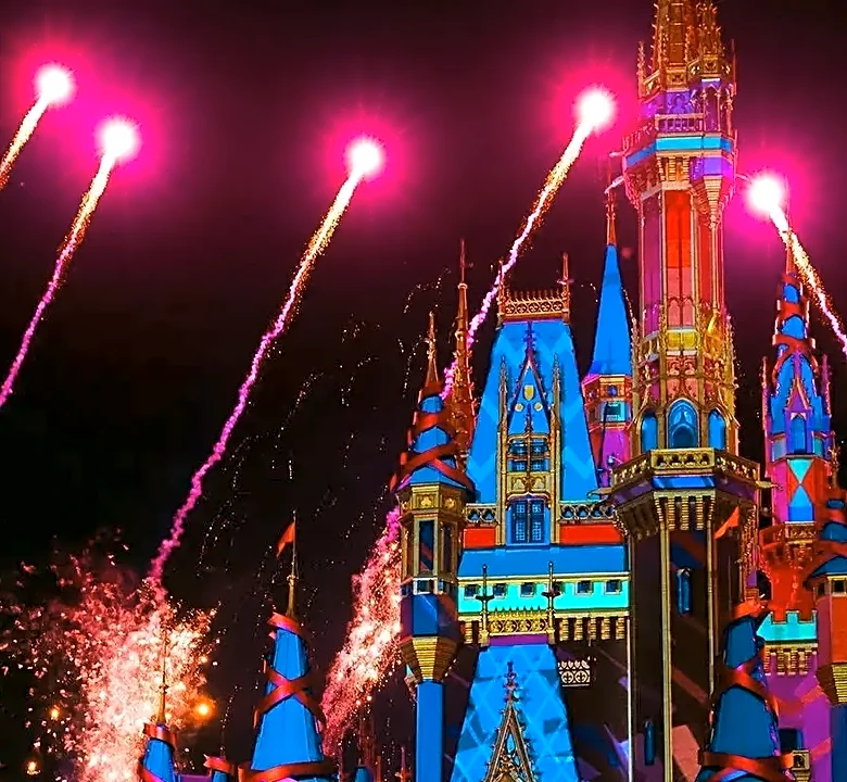 You Can Dress for Halloween Horror Nights Without Turning the Night Into a Costume Contest