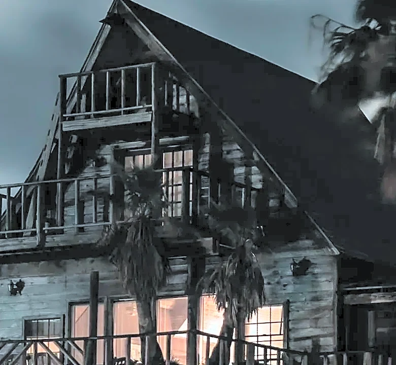 Nine Production Choices That Make A Halloween Horror Nights House Feel More Cinematic