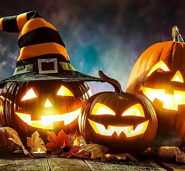 The Psychology Behind Why Your Friends’ Screams Make Halloween Horror Nights Feel Scarier