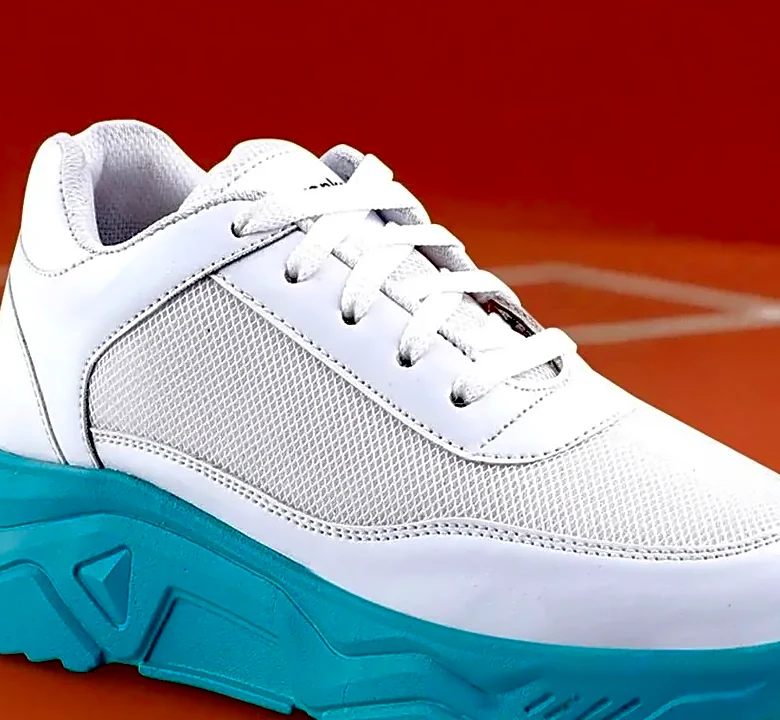 Why White Sneakers Can Work Better Than Tan Sneakers for an All-White U.S. Open Outfit