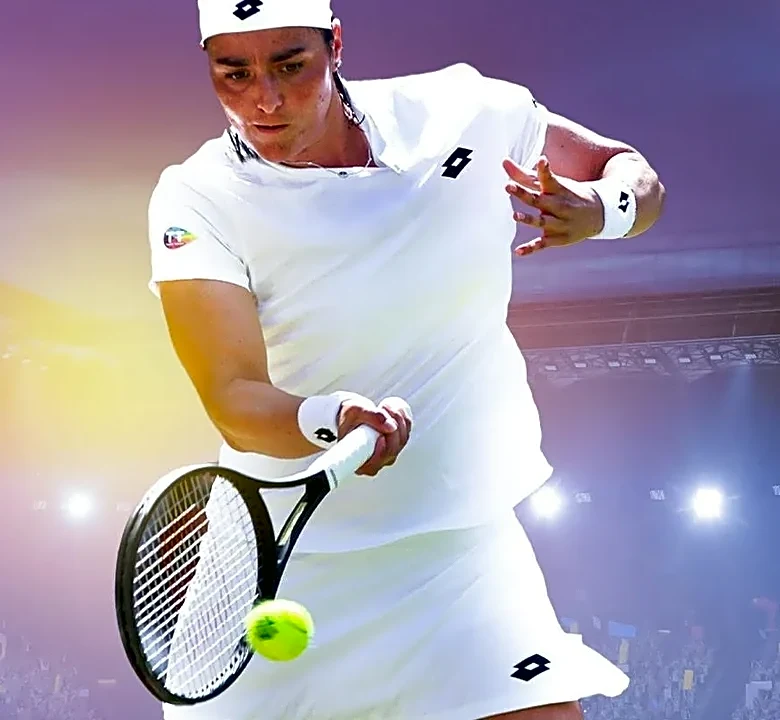 Why Matte Textures Can Matter in All-White Tennis Outfits