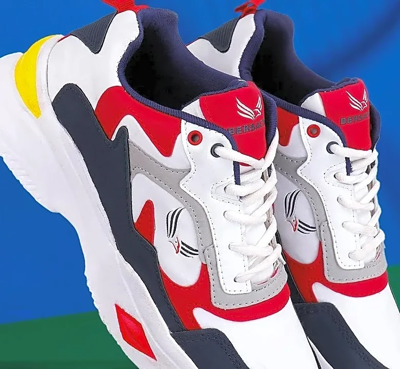 9 No-Fuss Ways to Dress for Tenniscore for Sneaker Lovers