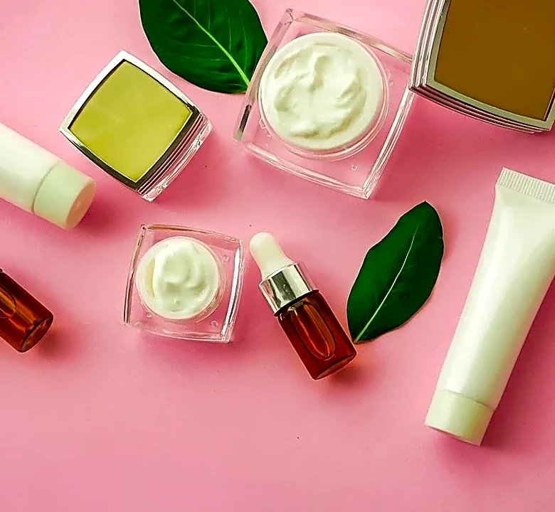 The Real Reason Dermatologists Disagree About Skincare Routines for Your 20s