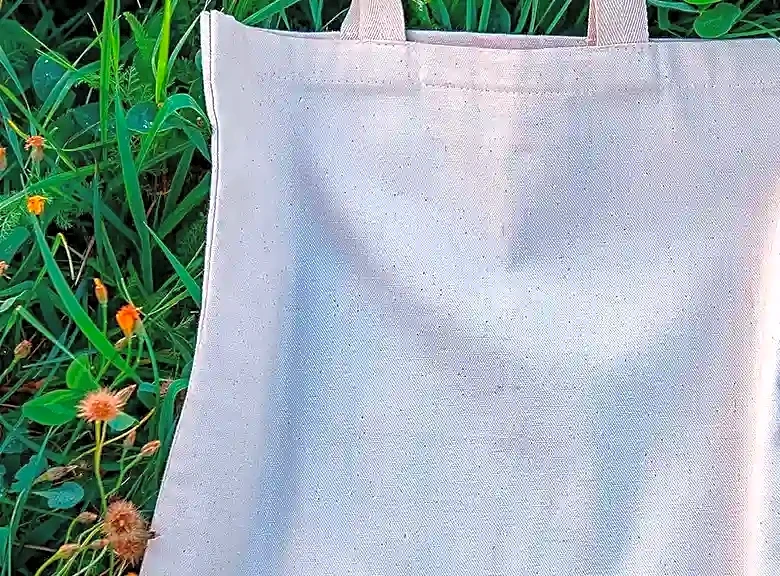 Why Reinforced Bases Can Be an Overlooked Bag Durability Choice in Canvas Tennis Totes