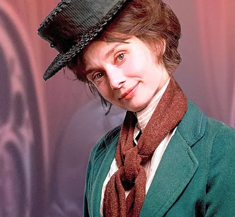 How Costume Design Helps Period Films Build Character and Historical Worlds