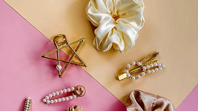 How to Choose Between Claw Clips and Hair Ties for Hair Under a Baseball Cap
