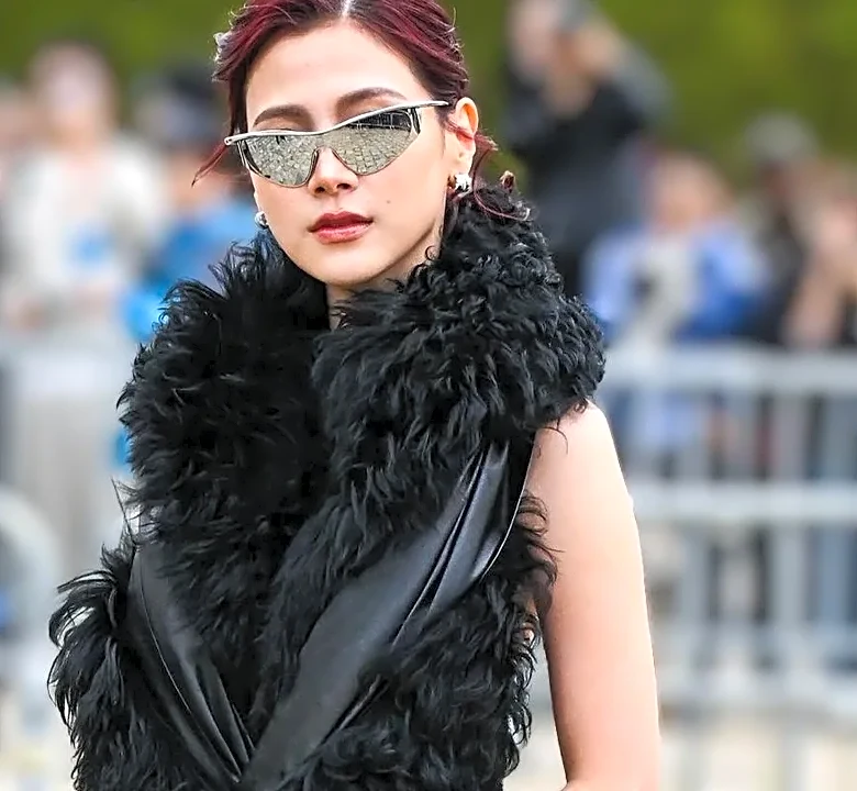 Why Some New York Fashion Week Fabrics Look Better in Motion Than Standing Still