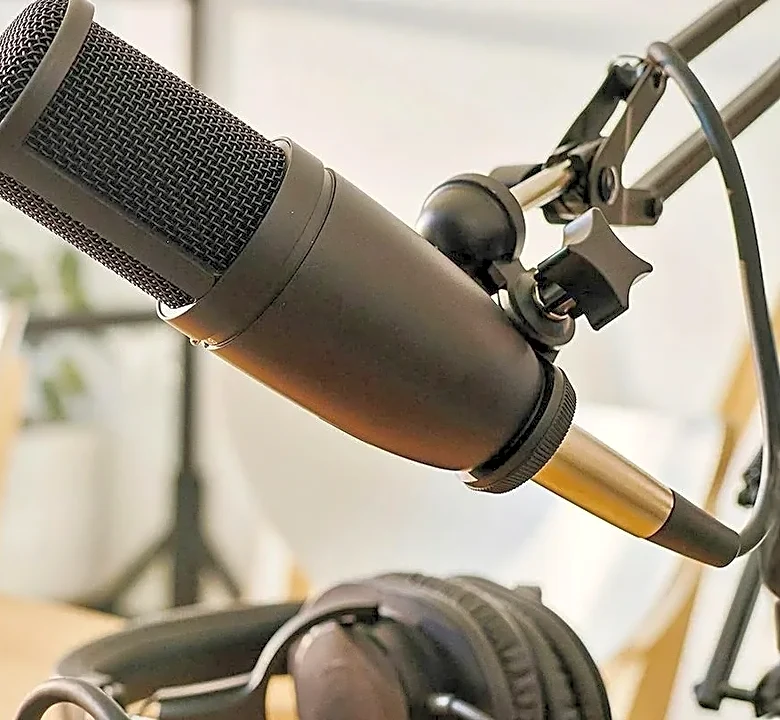 Why Simple Podcast Questions Can Lead to Better Interviews