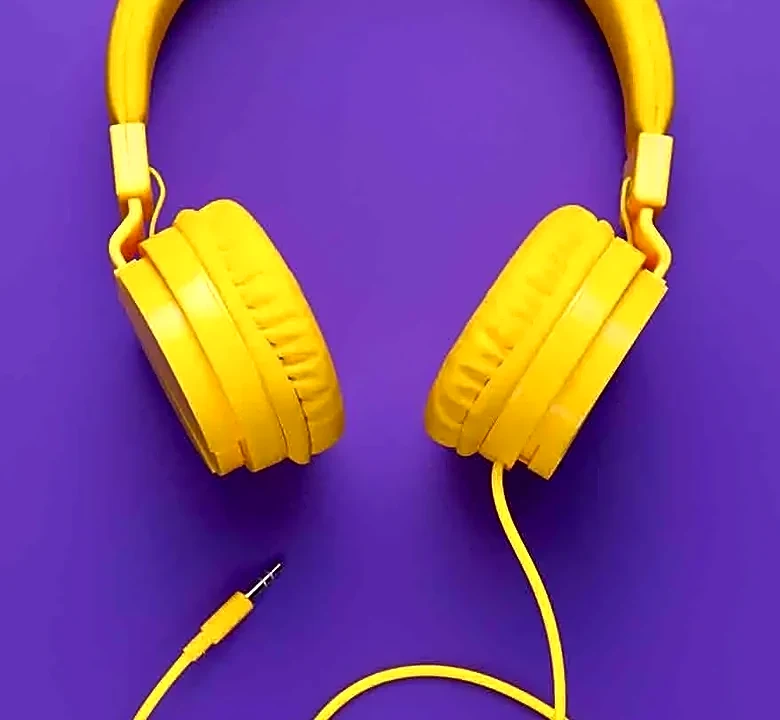 Why Headphones Can Intensify the Emotional Impact of Narrative Podcasts