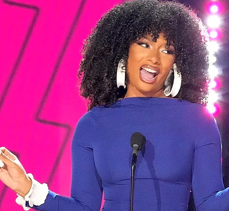 How Podcast Catchphrases Turn Pop-Culture and Awards Fandom Into a Shared Language