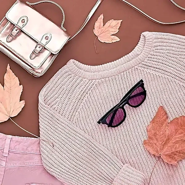 The Accessory Mistake That Can Compete With the Main Idea of an Outfit