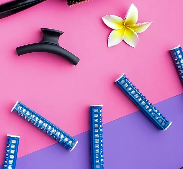 The Real Reason Stylists Disagree About Heatless Curlers