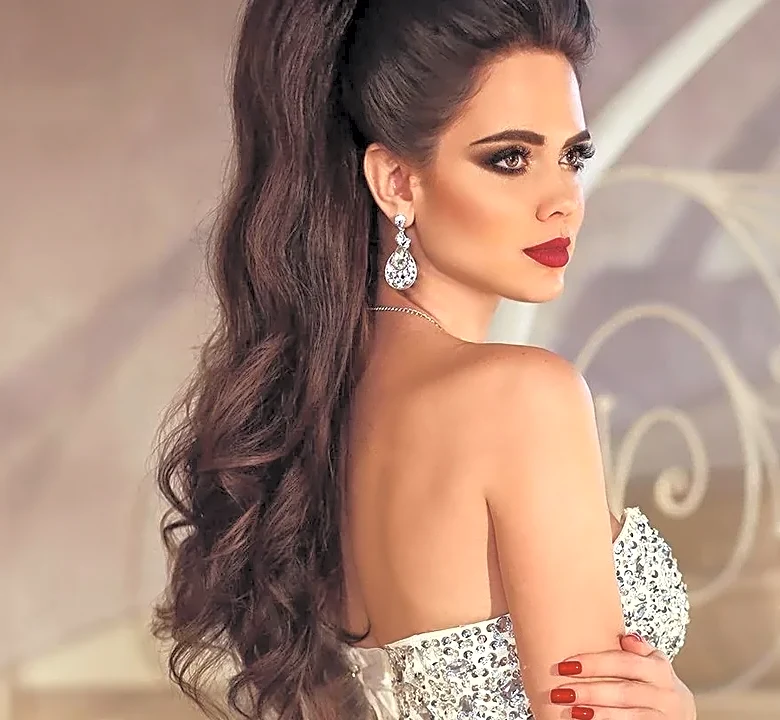 When Formal Hair Codes Reveal Different Generational Ideas About Glamour