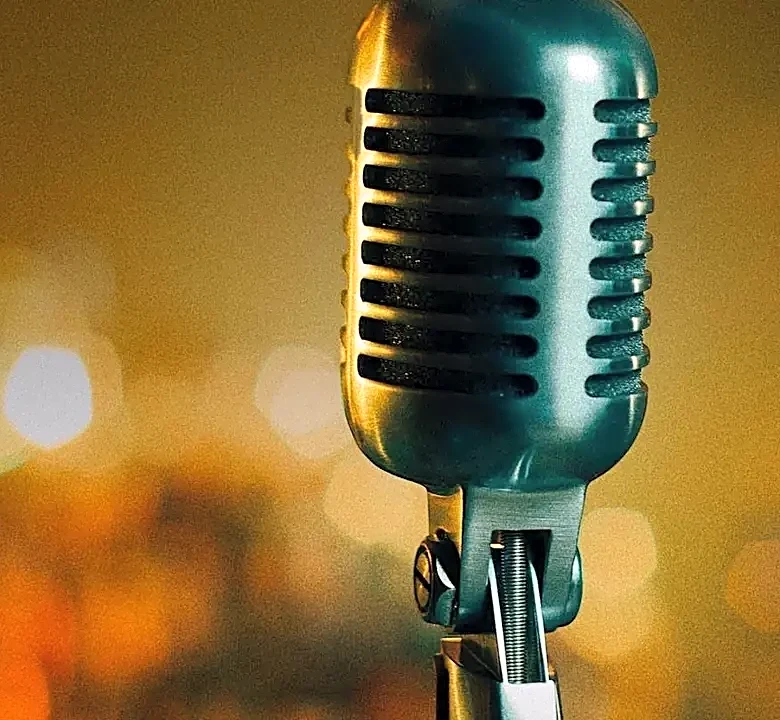How Microphone Choices Can Shape an Americana Performance