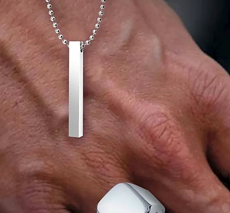 5 Pieces to Pair With minimalist jewelry