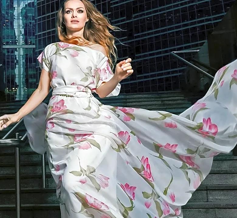 The Milan Fashion Week Case for Wearing Flats With Evening Clothes